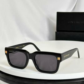 Picture of Givenchy Sunglasses _SKUfw57303085fw
